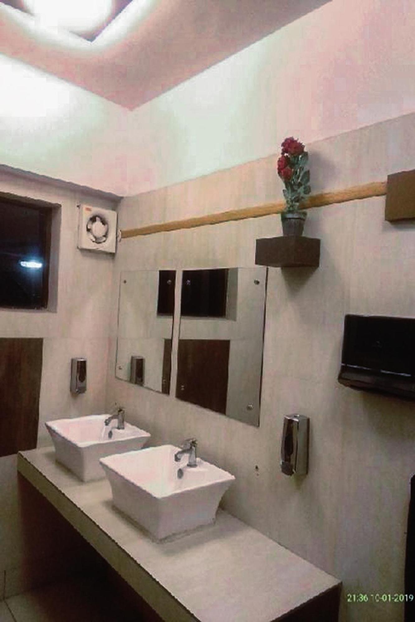 The Kei Inn & Suites Hotel Near Salt Lake Kolkata Eksteriør bilde